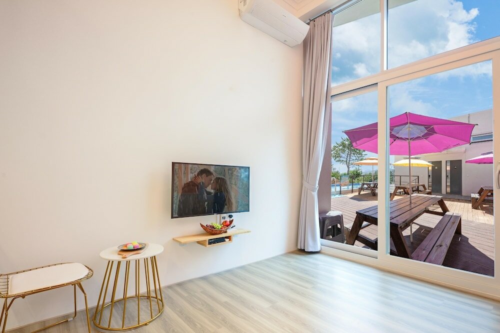 Фото Yeosu Jplus A Pension