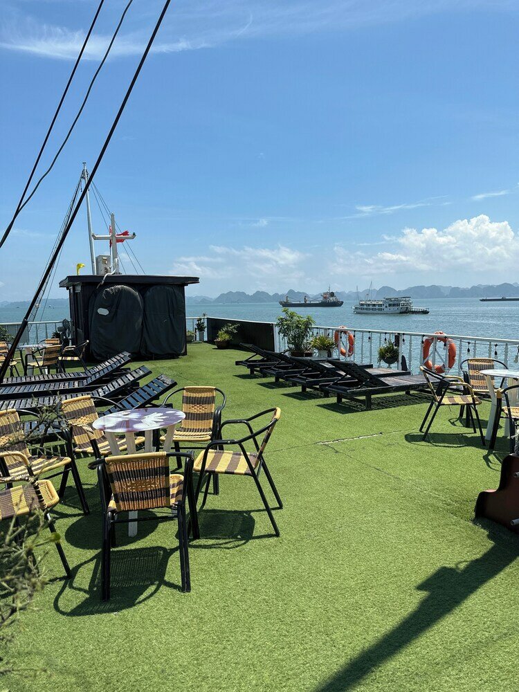 Фото Halong Marina Bay Cruise