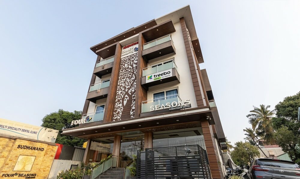 Фото Treebo Trend Four Seasons