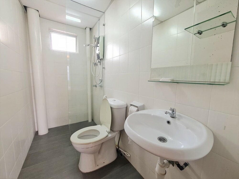 Фото Duta Hotel & Residence by Sarahs Lodge