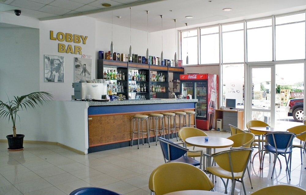 Фото Hotel Korona - All inclusive