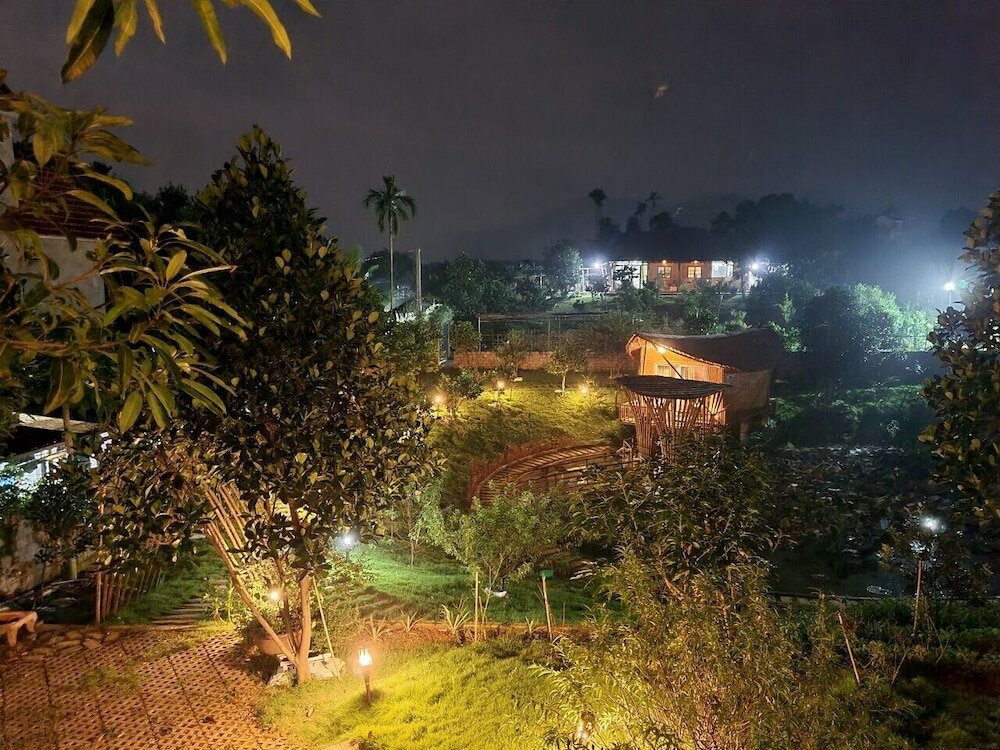 Фото Little Bee House