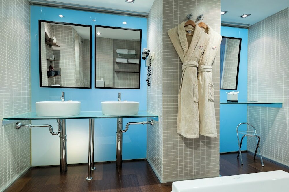 Фото 1881 Madrid Ventas Hotel