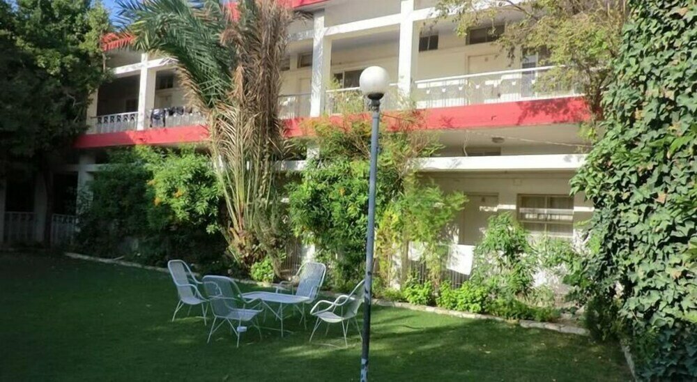 Фото Bloom Star Hotel