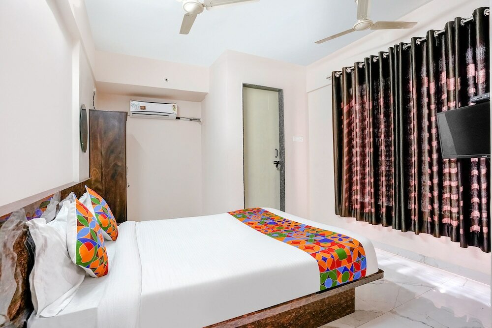 Фото Fabhotel Wakad Villa