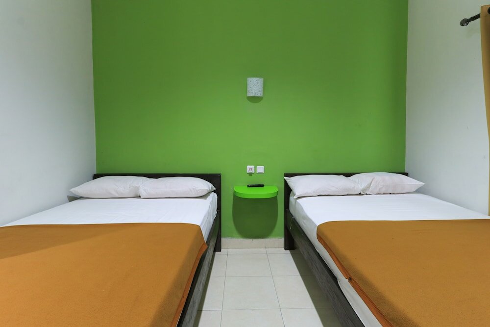 Фото Hotel Warta Putra