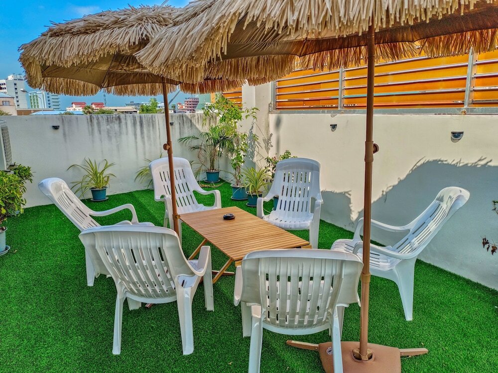 Фото Sailor Hotel Pattaya