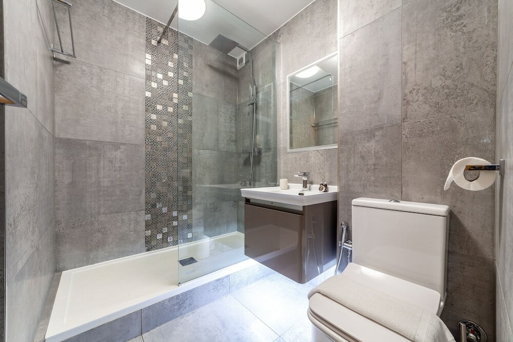 Фото The Ealing Collection