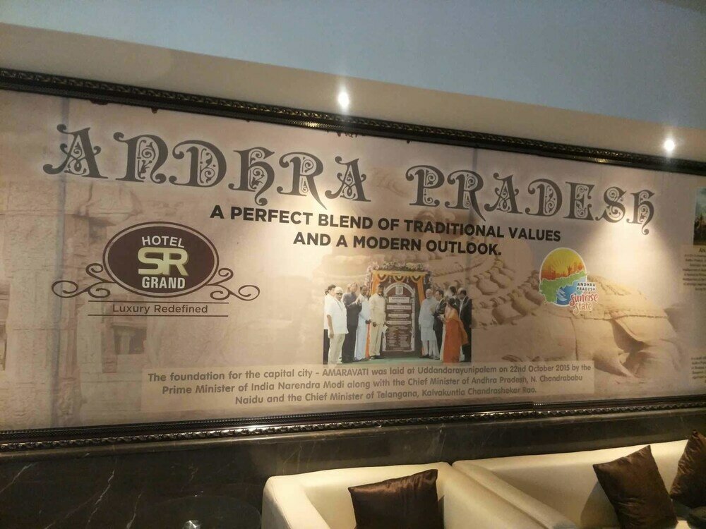 Фото Iroomz Hotel Sr Grand