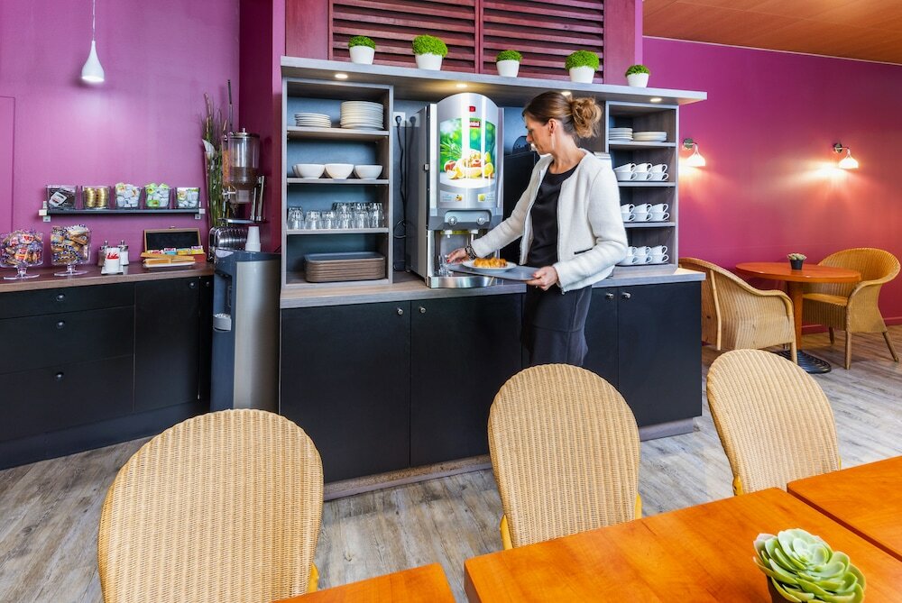 Фото Ténéo Apparthotel Bordeaux - Gare Saint Jean	