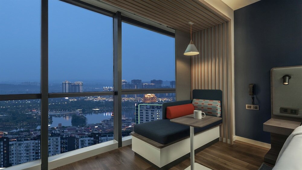 Фото Holiday Inn Express Meishan Dongpo, an Ihg Hotel