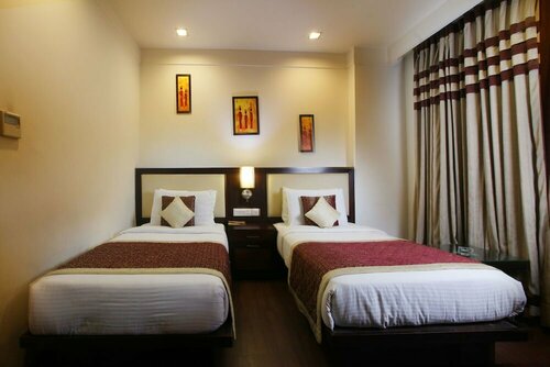 Гостиница Oyo 383 Hotel Divine Paradise