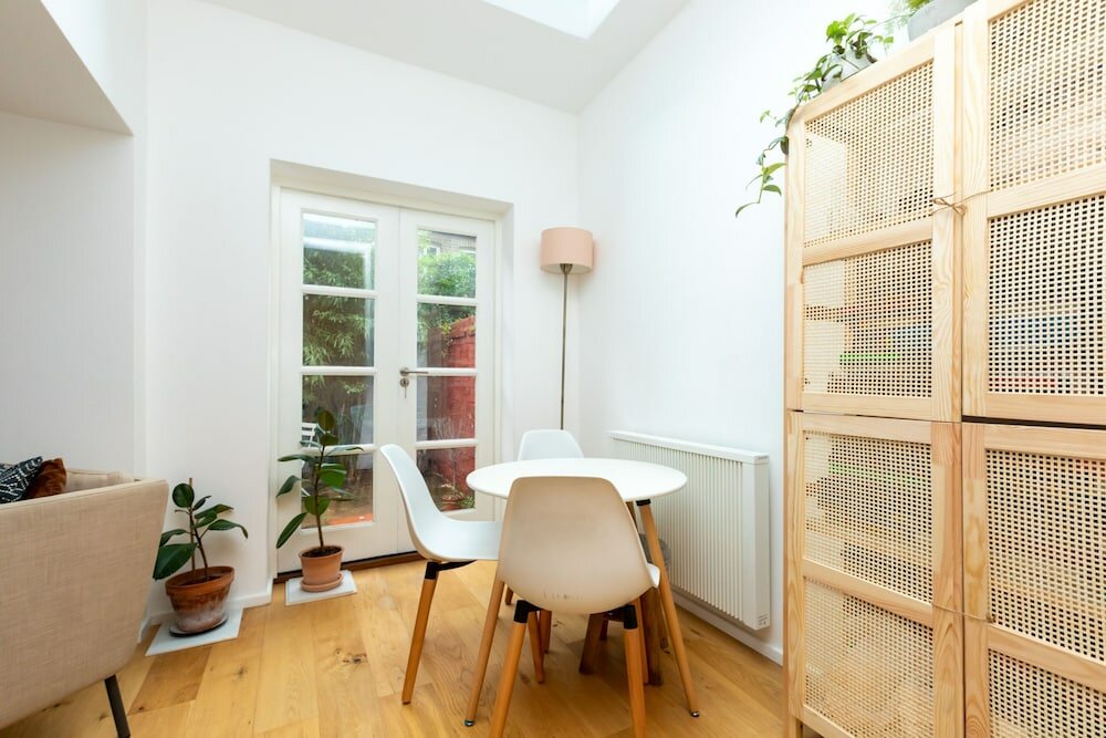 Фото Stylish and Modern 1 Bedroom Flat in Whitechapel