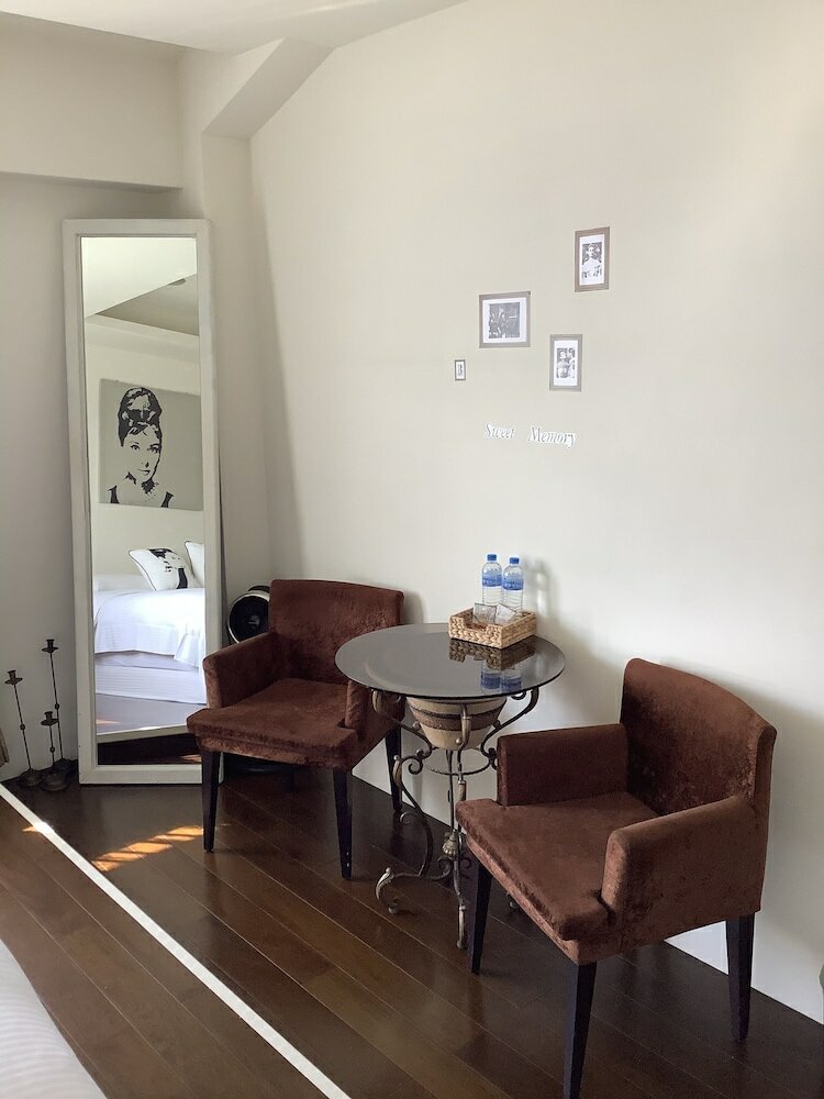 Фото Leisure Pavilion House B&b