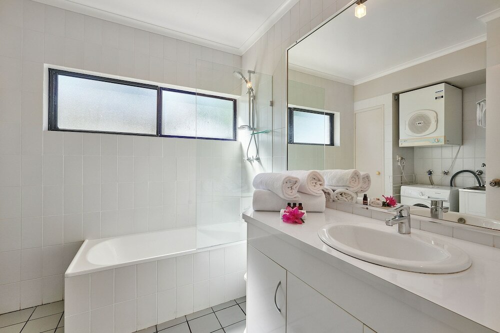 Фото Cape Apartments