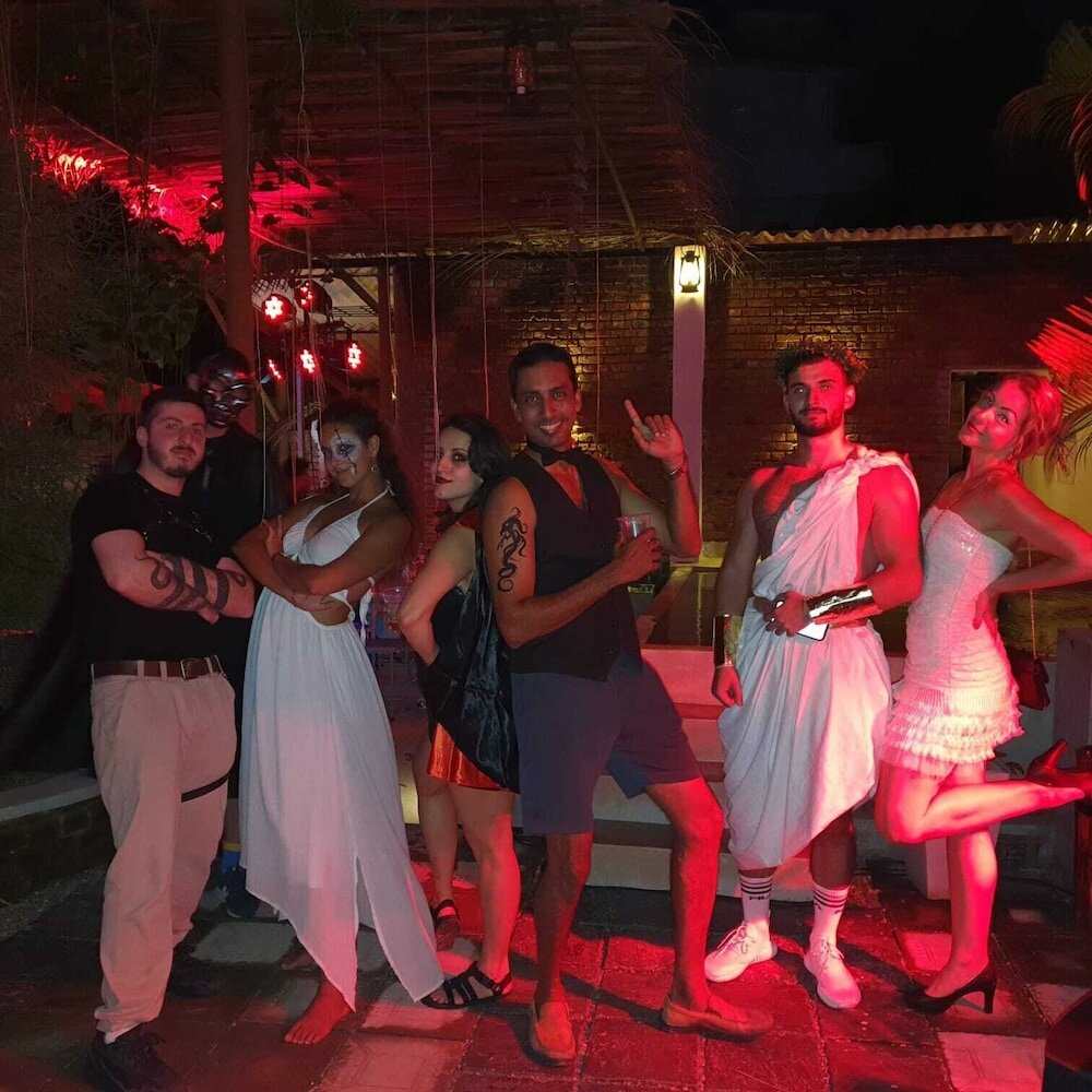 Фото Seconds Hostel