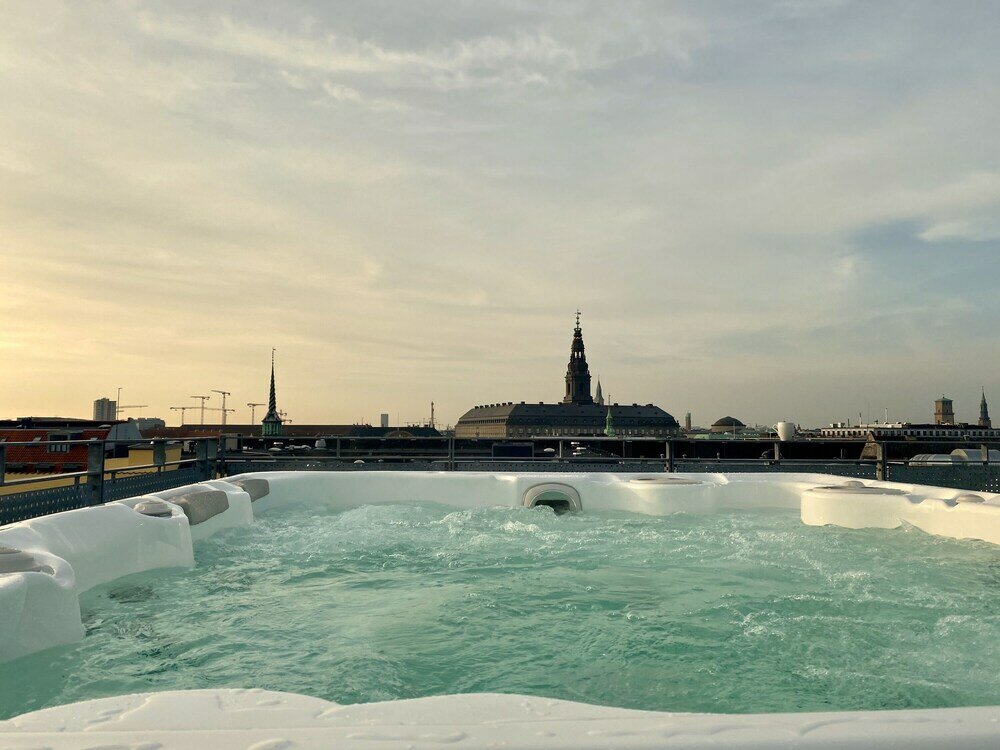 Фото Dinesen Collection Luxury Condos by Royal Danish Theatre