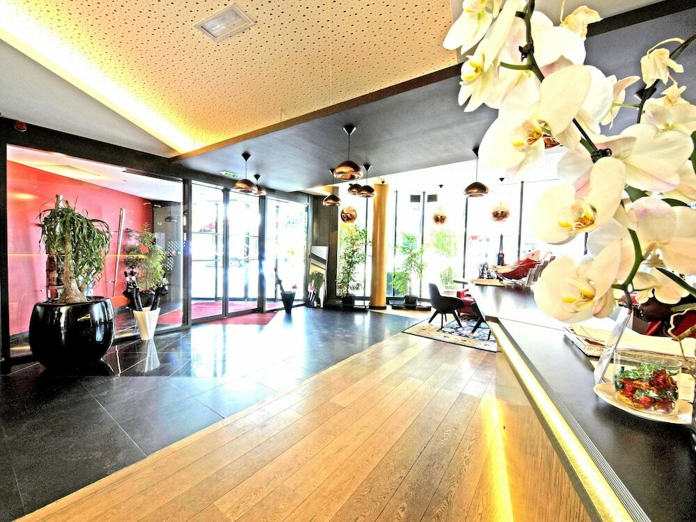 Фото Hotel Hor Europe