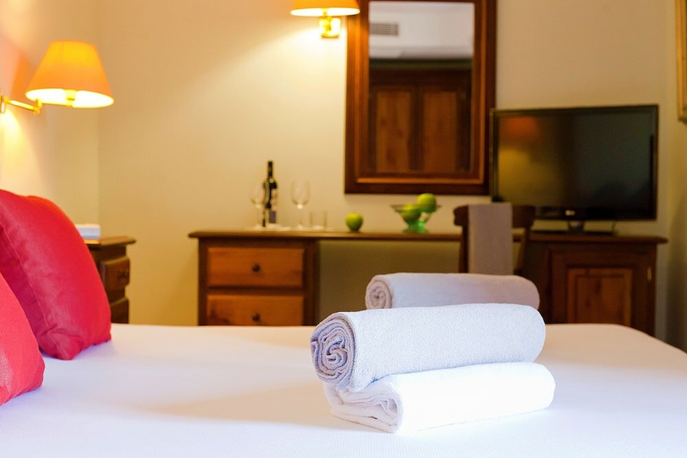 Фото Hotel Cala Sant Vicenç - Adults Only + 16