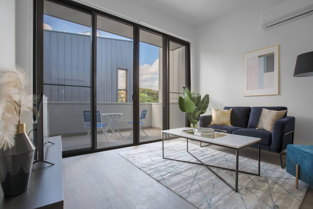 Фото Trendy Livingstyle 2br@moonee Ponds Wifi+parking