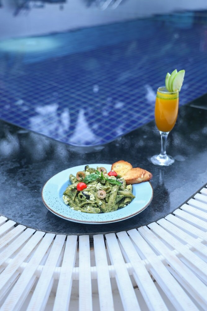 Фото Ramada by Wyndham Goa Arpora