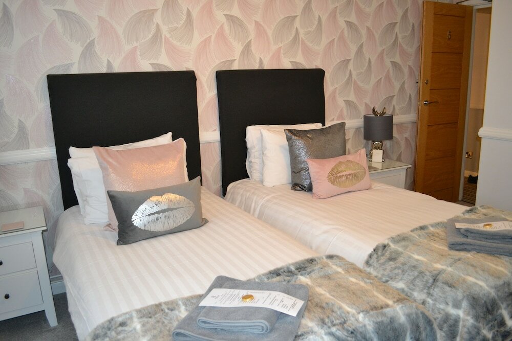 Фото Harriet House B&b