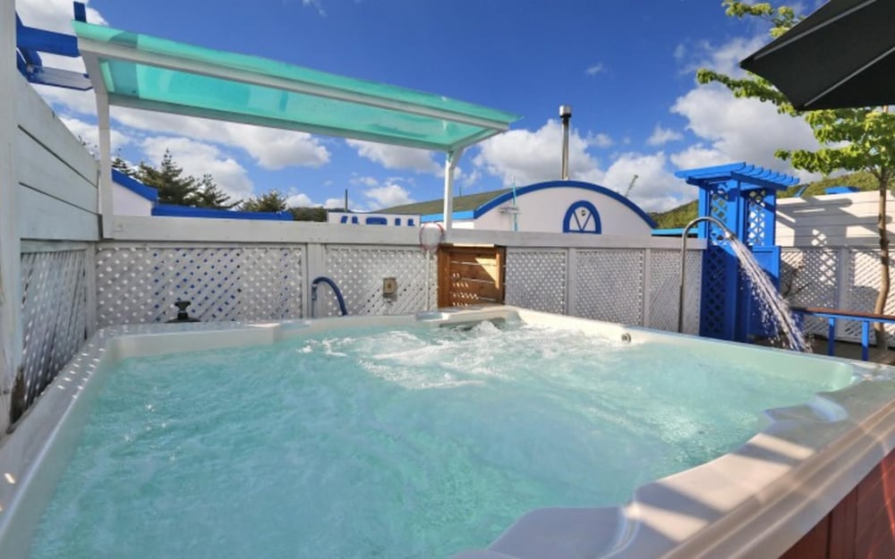 Фото Yangyang Lodes Pool Villa