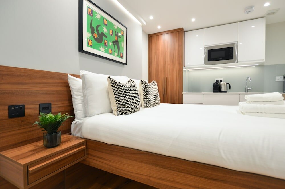 Фото Leinster Square Serviced Apartments