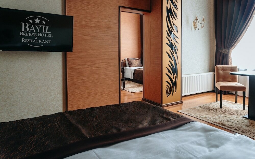 Фото Bayil Breeze Hotel