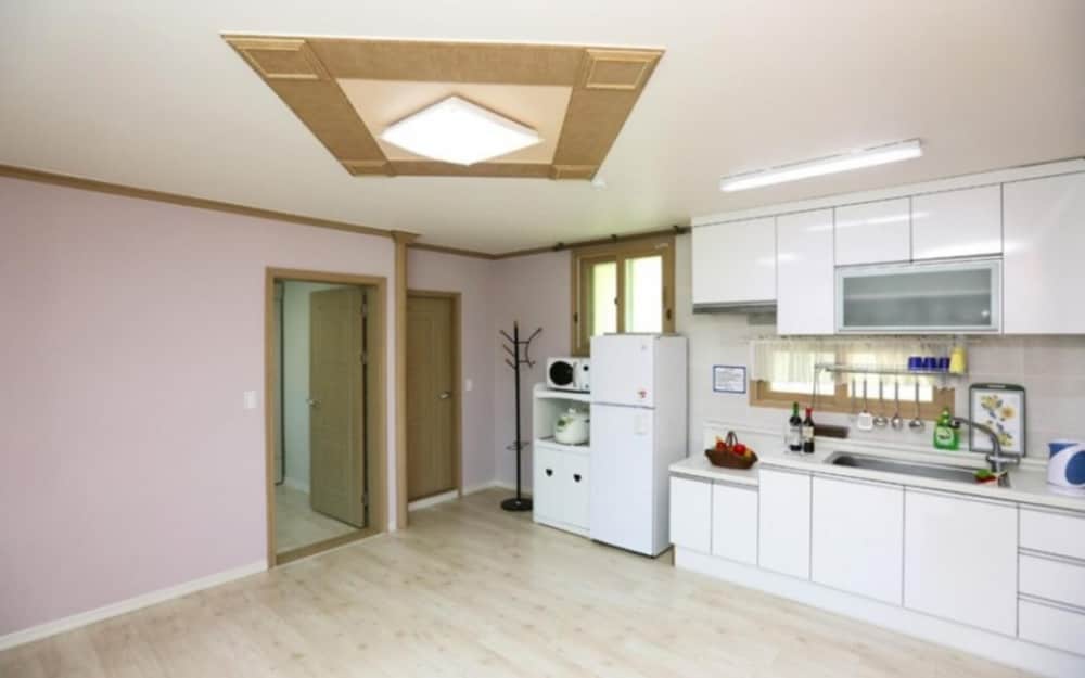 Фото Jeongseon Starjari Pension