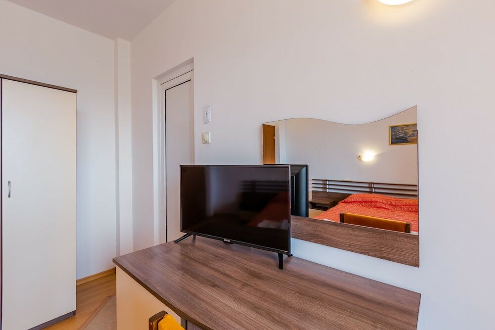 Фото Comfort Double Room in Dafinka Guest House