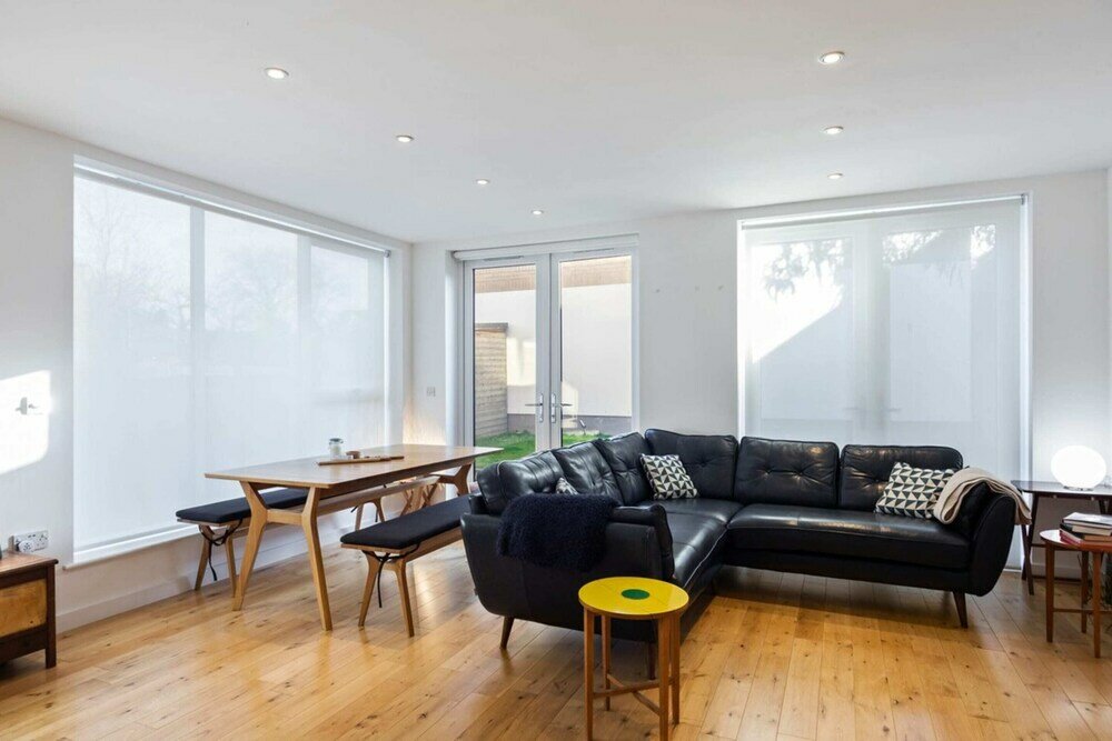 Фото Cosy 2 Bedroom House Near Greenwich