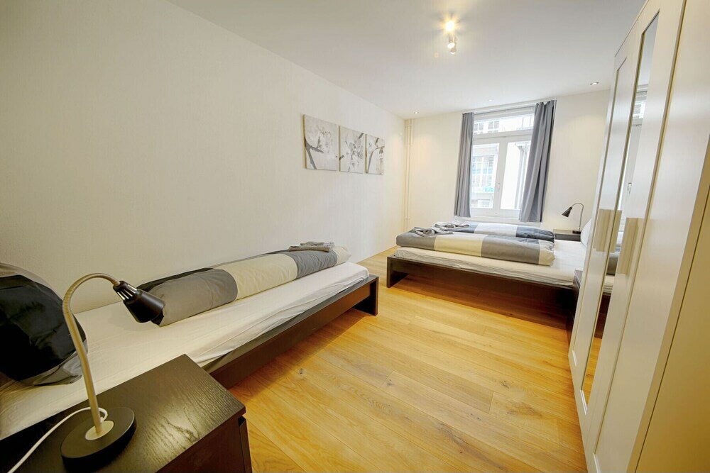 Фото Hitrental City Apartments