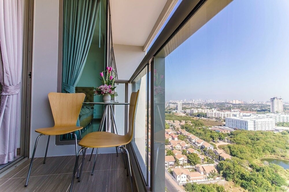 Фото The Riviera Jomtien with View