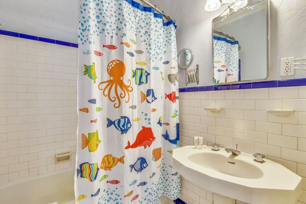 Фото The Turquoise Turtle