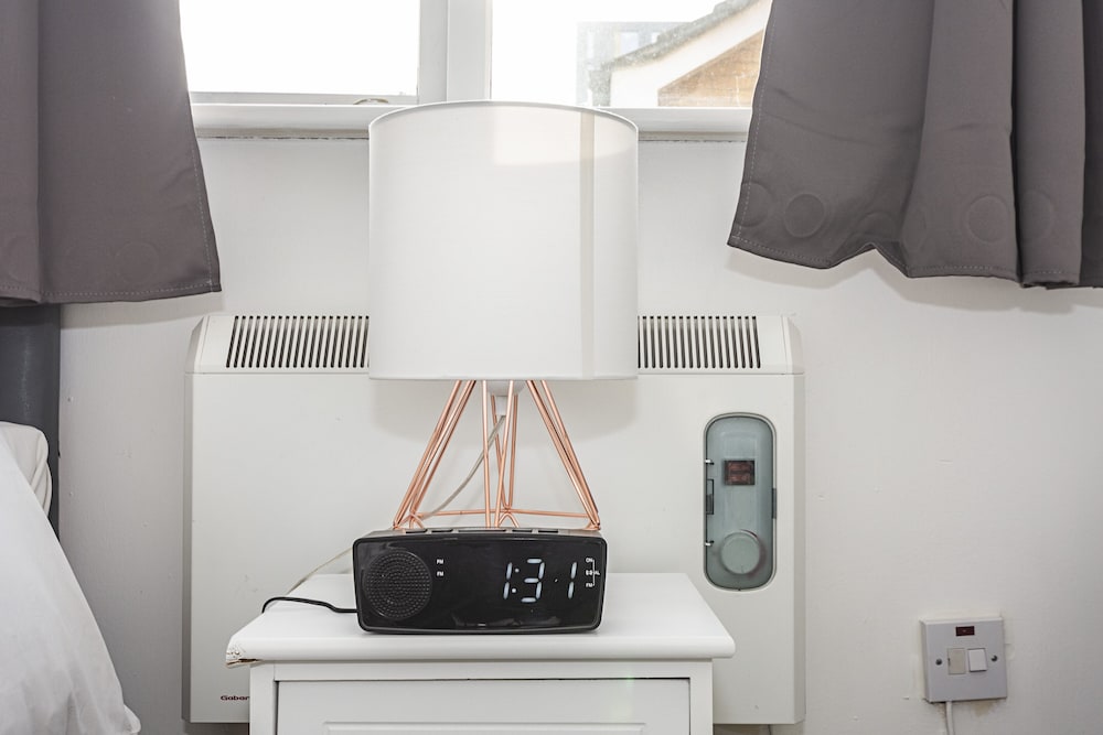 Фото Modern 2 Bedroom Lewisham Apartment