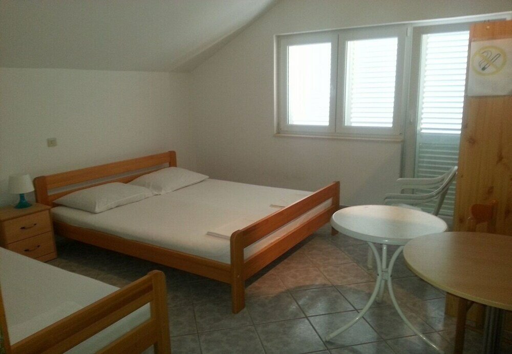 Фото Vido - 150 m From Beach - A2