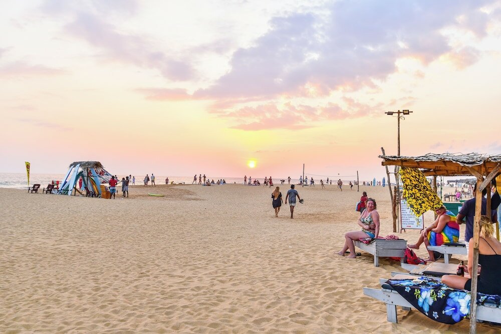 Фото International Beach Hotel and Restaurant