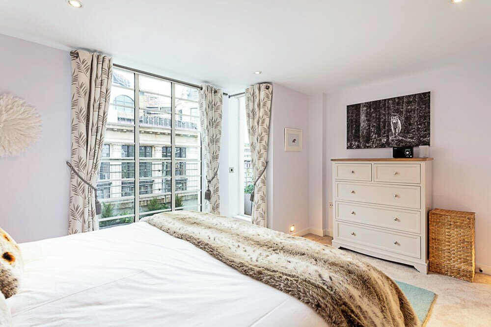 Фото Luxury and Modern Bayswater Apartment