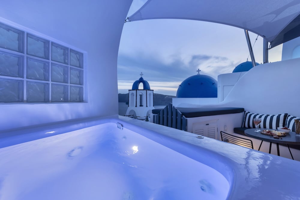 Фото Bluedome Cavehouses Santorini