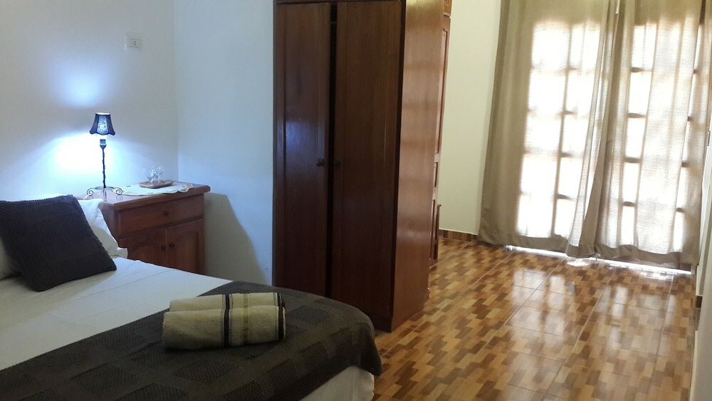 Фото Casa Folks Bed and Breakfast