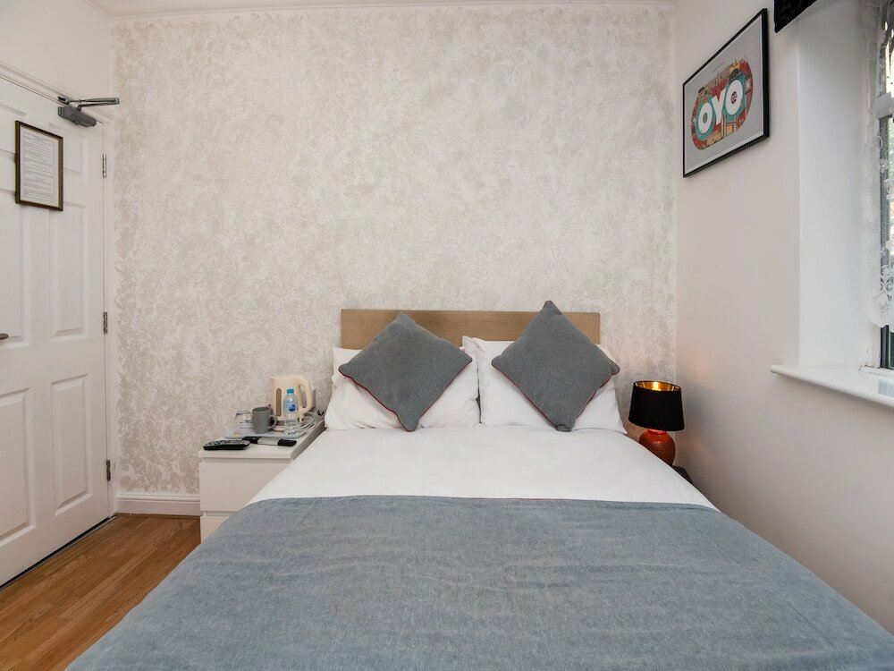 Фото Oyo Vale Lodge