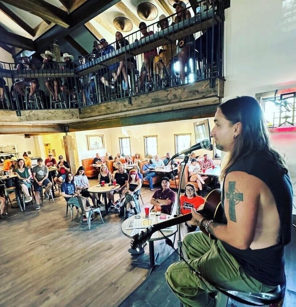 Фото Challis Roadhouse