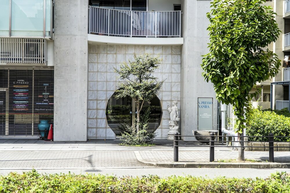 Фото S-Presso Namba Parks Street