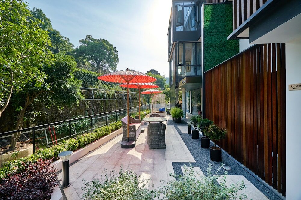 Фото Wuhua Xingxiang Shanfang Hotel