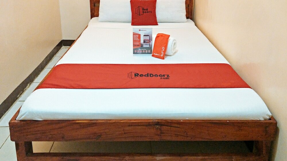 Фото RedDoorz near Baclay Drive Super Metro