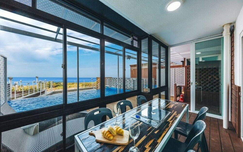 Фото Pohang Cheonnyeonbawi Pension