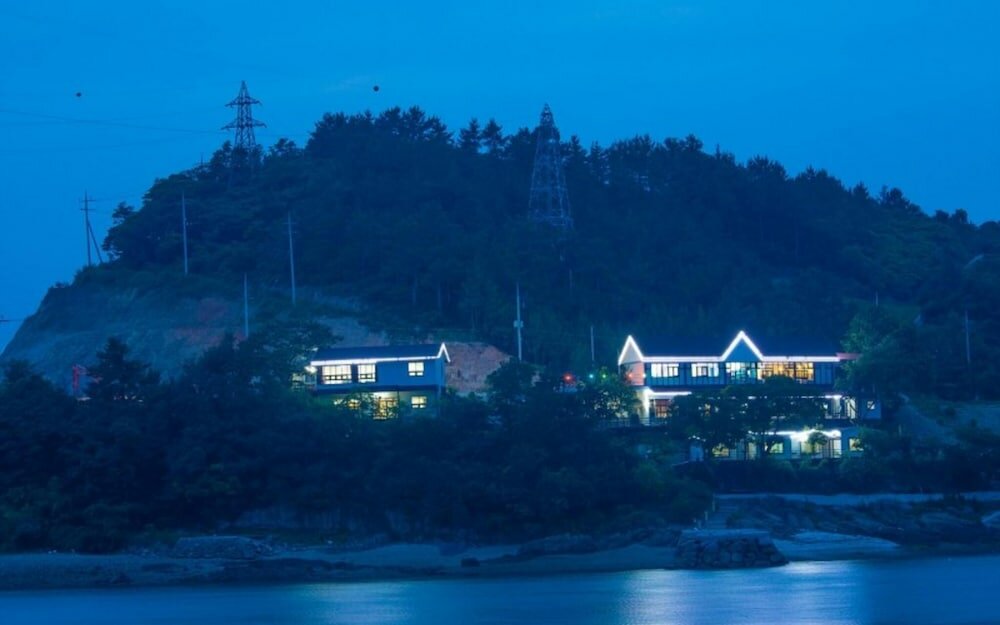 Фото Yeosu Yewon Healing Pension