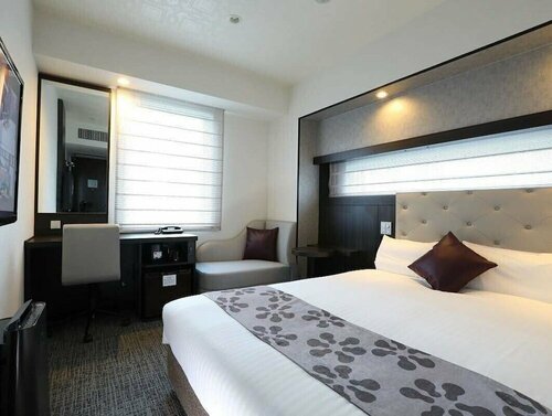 Гостиница Jr West Group VIA Inn Umeda в Осаке
