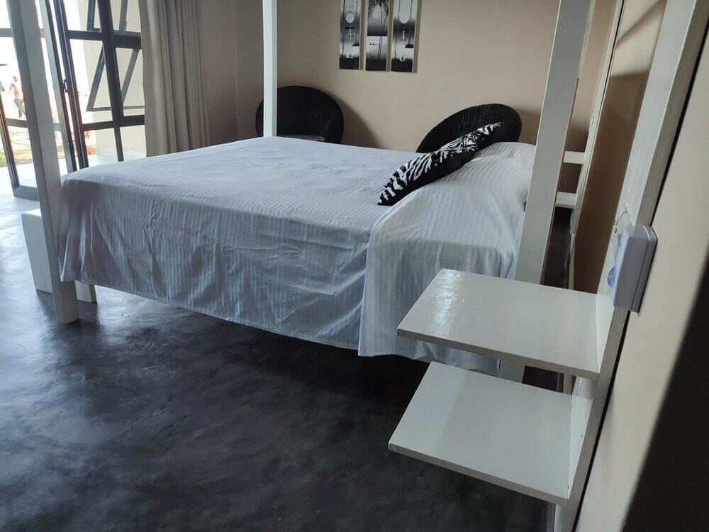 Фото Joma Adventure Lodge